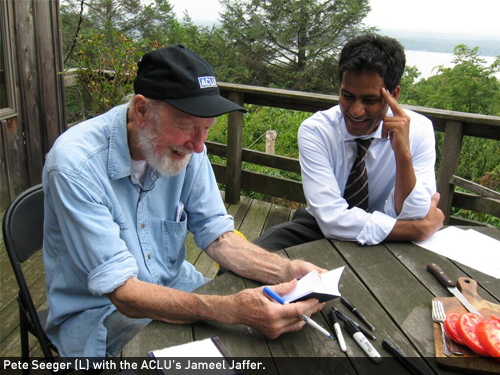 Pete Seeger with the ACLU's Jameel Jaffer