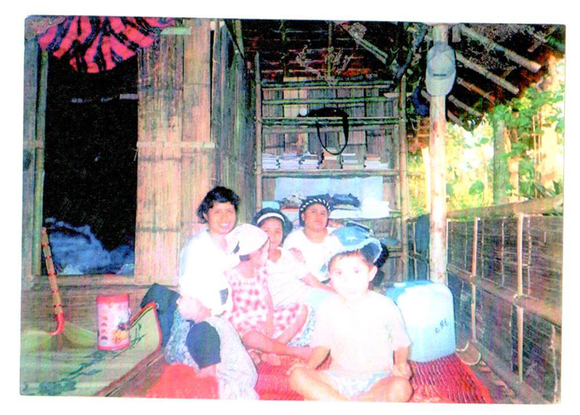 A family in a refugee camp in Nu Po. 